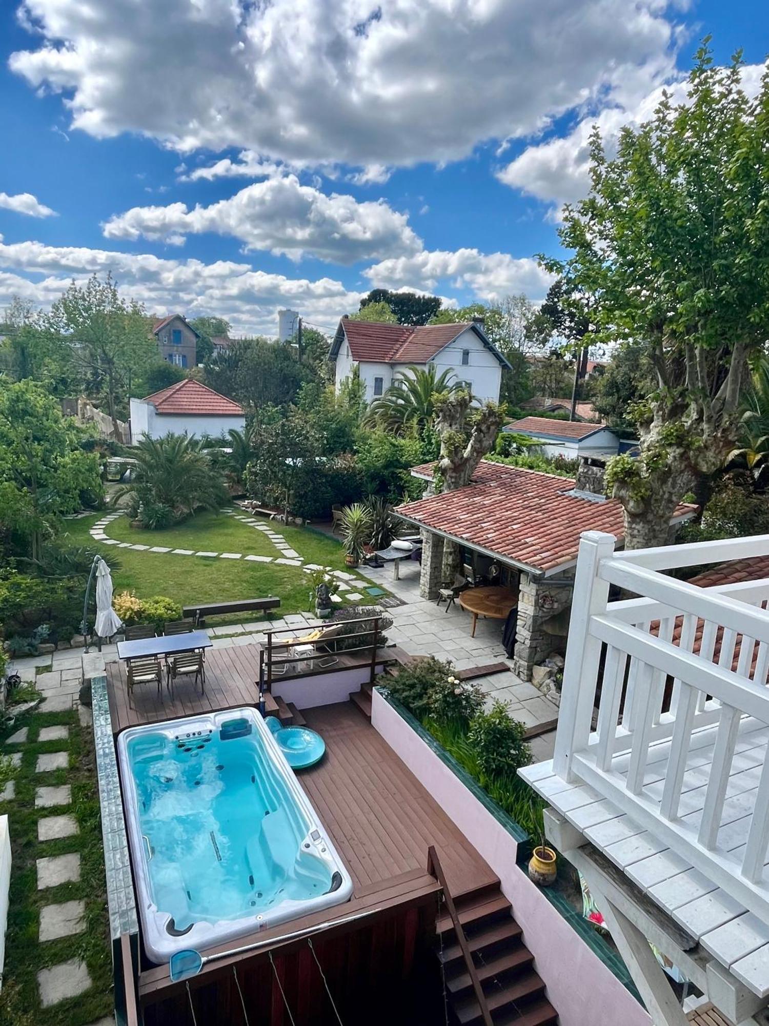 Villa Ajna Бейонн Экстерьер фото